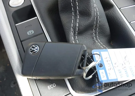 2024 Volkswagen Jetta 1.5T Se z USA, uszkodzony, nr VIN 3VW7M7BUXRM095878